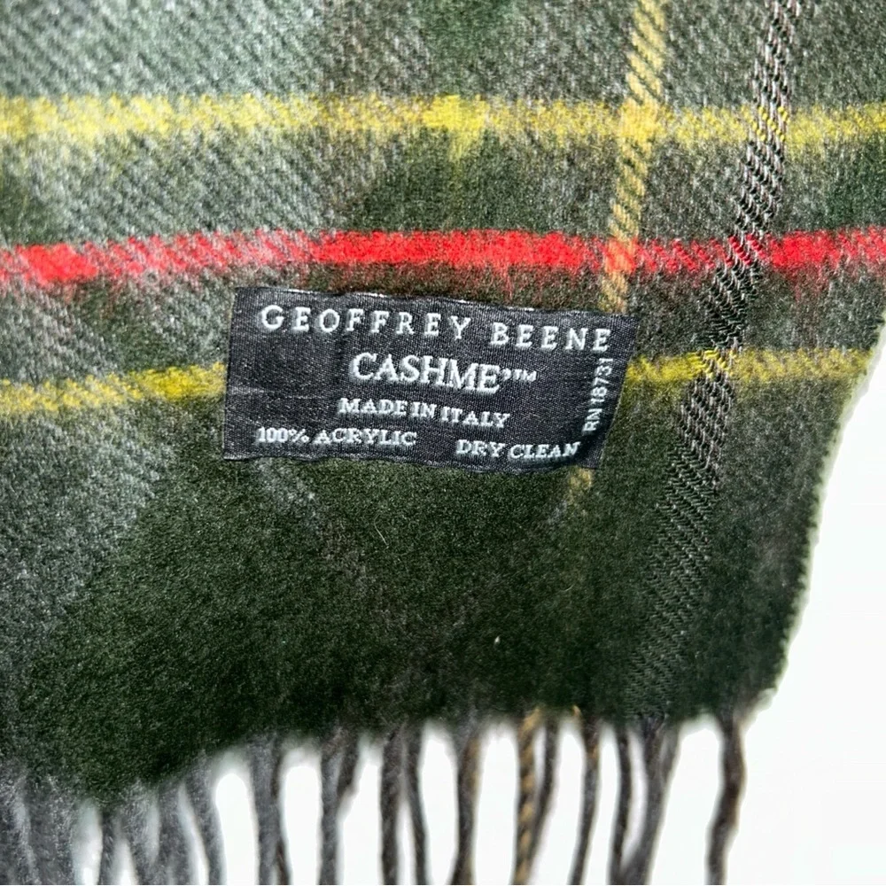 Geoffrey Beene Cashme 100% Acrylic Scarf Plaid 57’